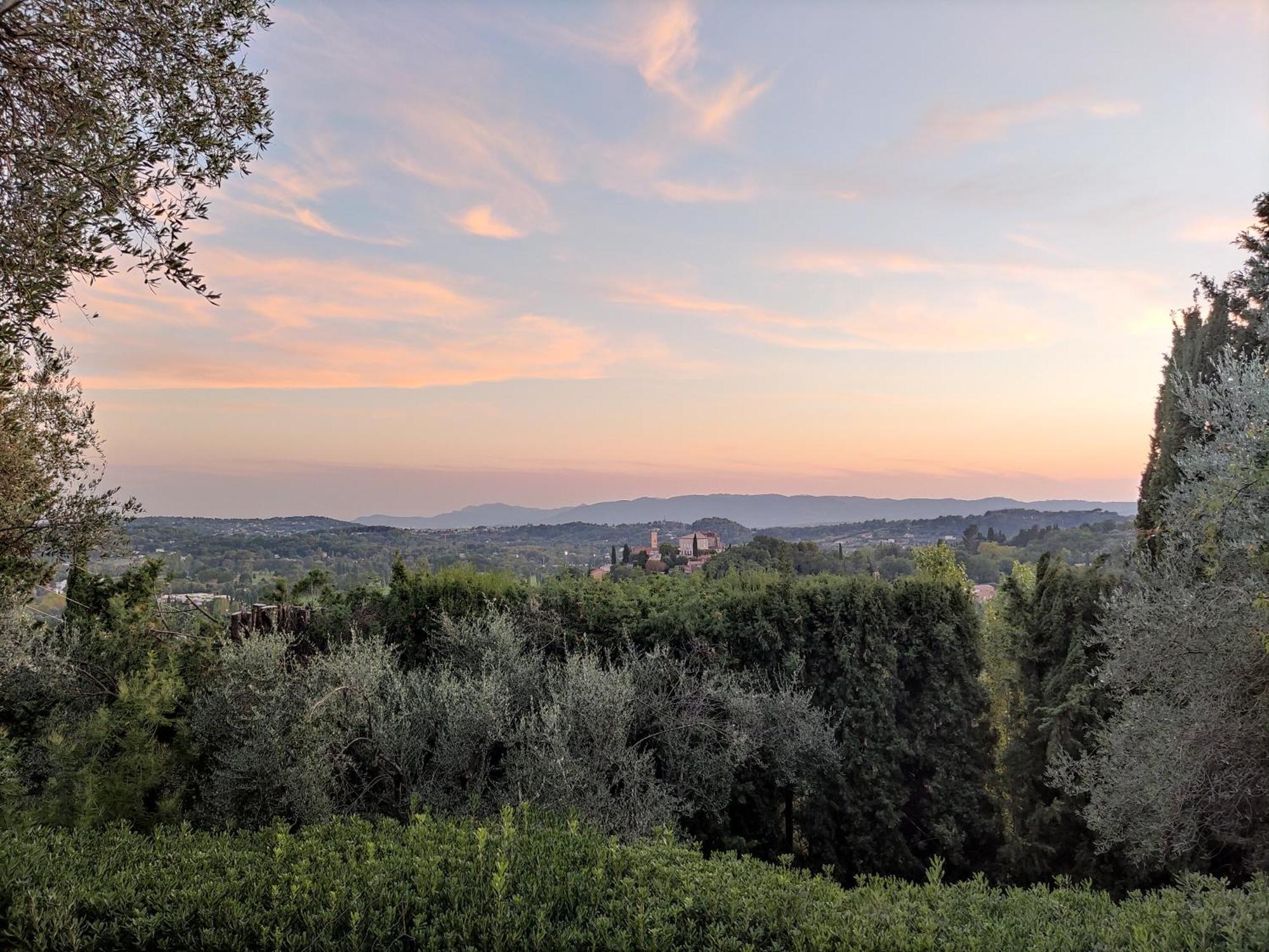 Apartment Picasso In Large Park With Heated Pool Chateauneuf-Grasse Екстериор снимка